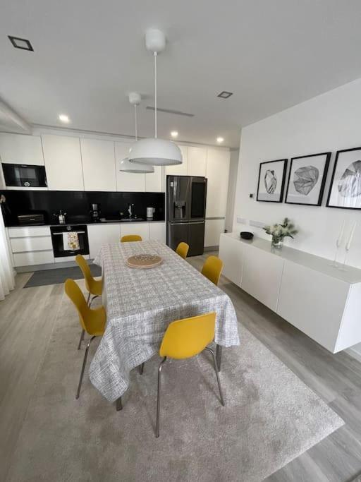 Modern 1 Bedroom City Center Aveiro Apartment Exterior foto