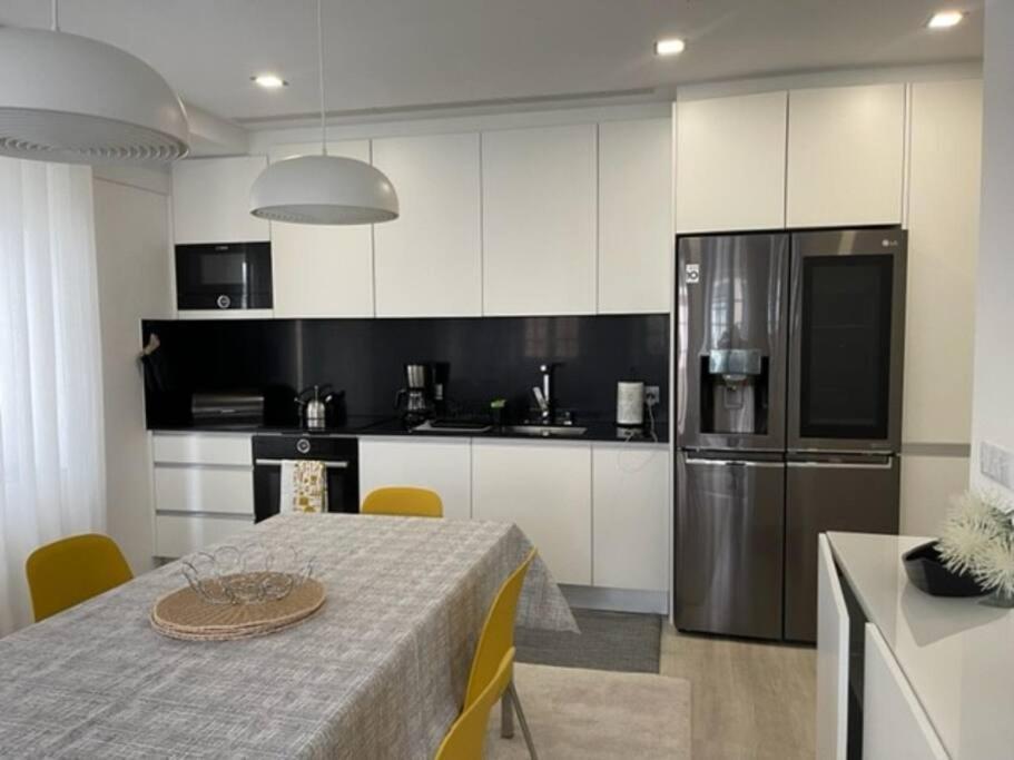 Modern 1 Bedroom City Center Aveiro Apartment Exterior foto